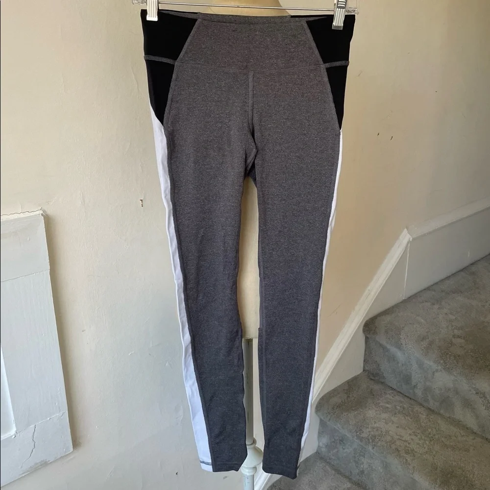 Alo Yoga Ascendant Colorblock Mesh Panel Workout Leggings EUC Size Small